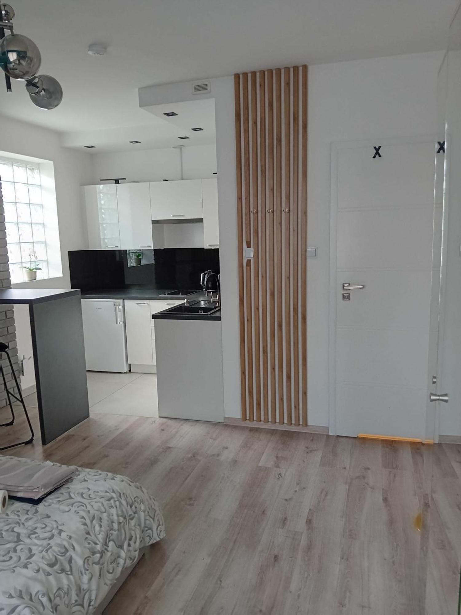 Apartament Z Lozem Malzenskim - Bezplatny Parking Poznan Exterior foto