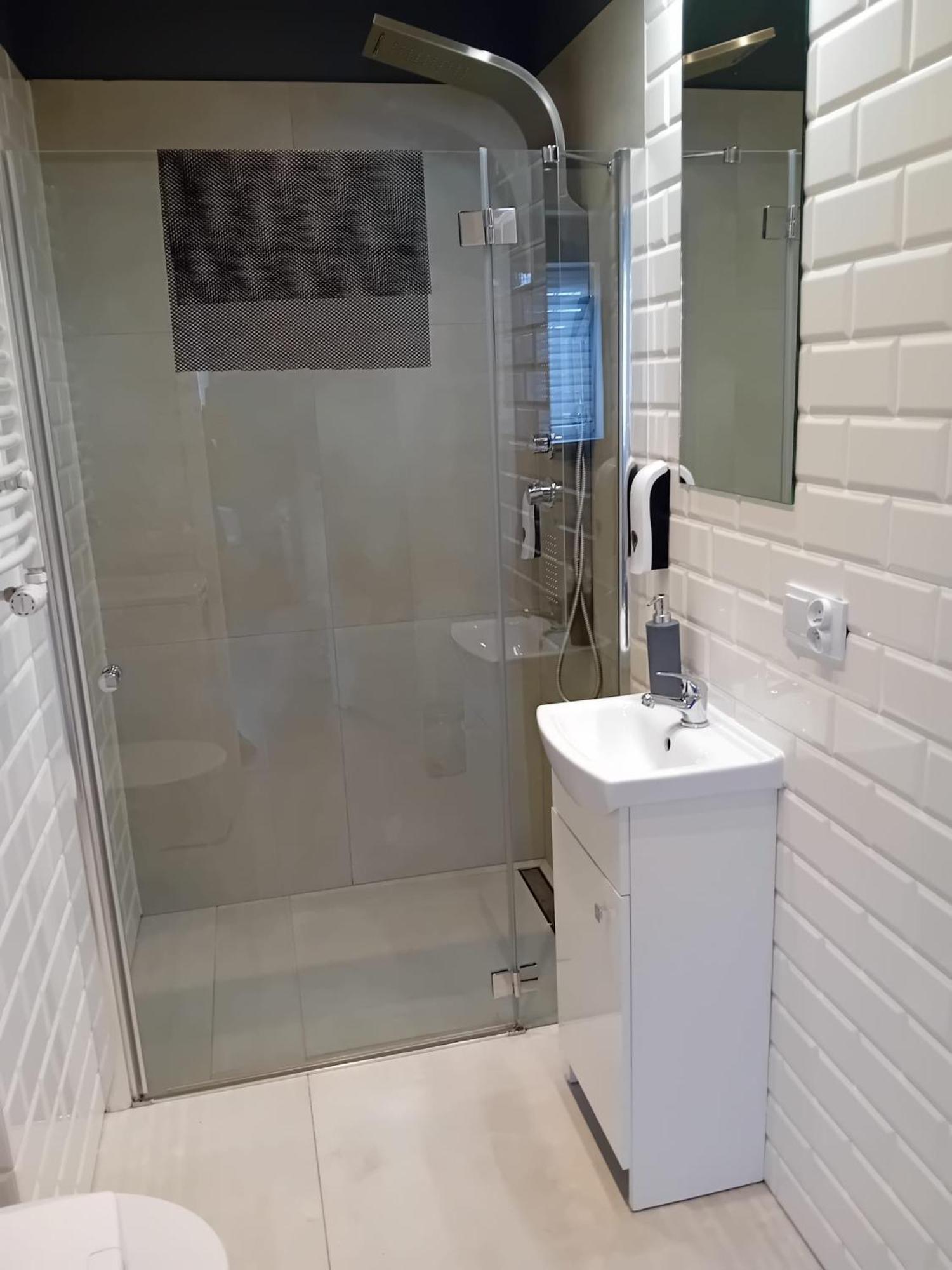 Apartament Z Lozem Malzenskim - Bezplatny Parking Poznan Exterior foto